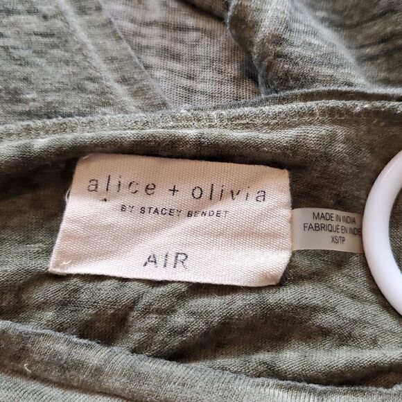 Alice & Olivia Air Olive Green Long Sleeve Split Back Top XS - Picture 8 of 9
